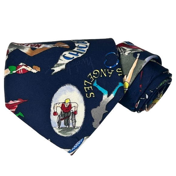 Nicole Miller Novelty NeckTie Marathon Theme NY Boston LA Chicago Hand Sewn RARE - Picture 3 of 15
